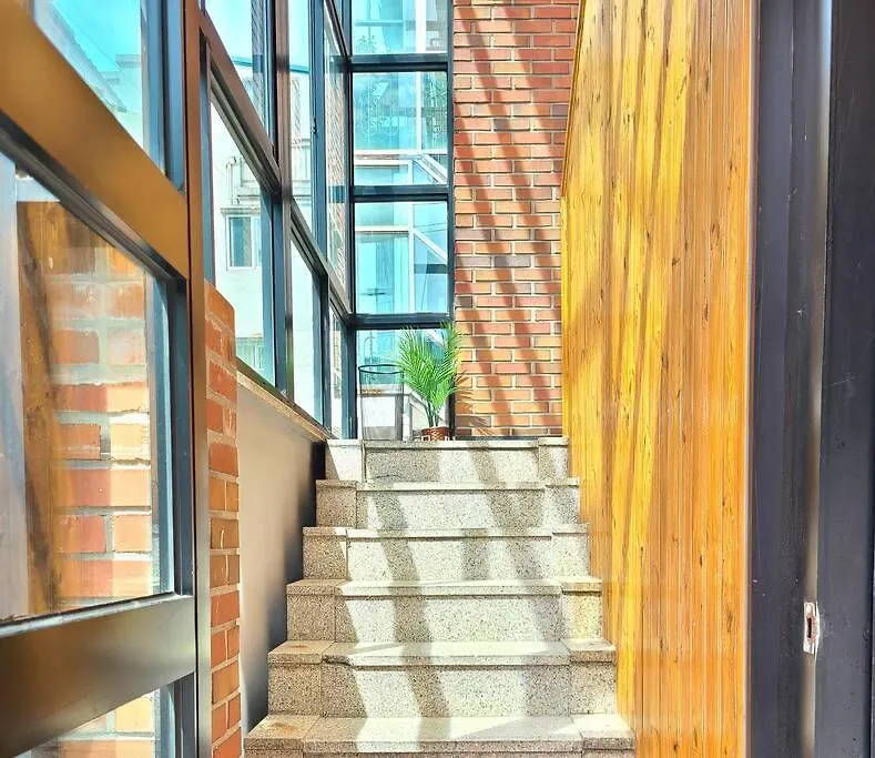 Solar Stay In Seoul Villa